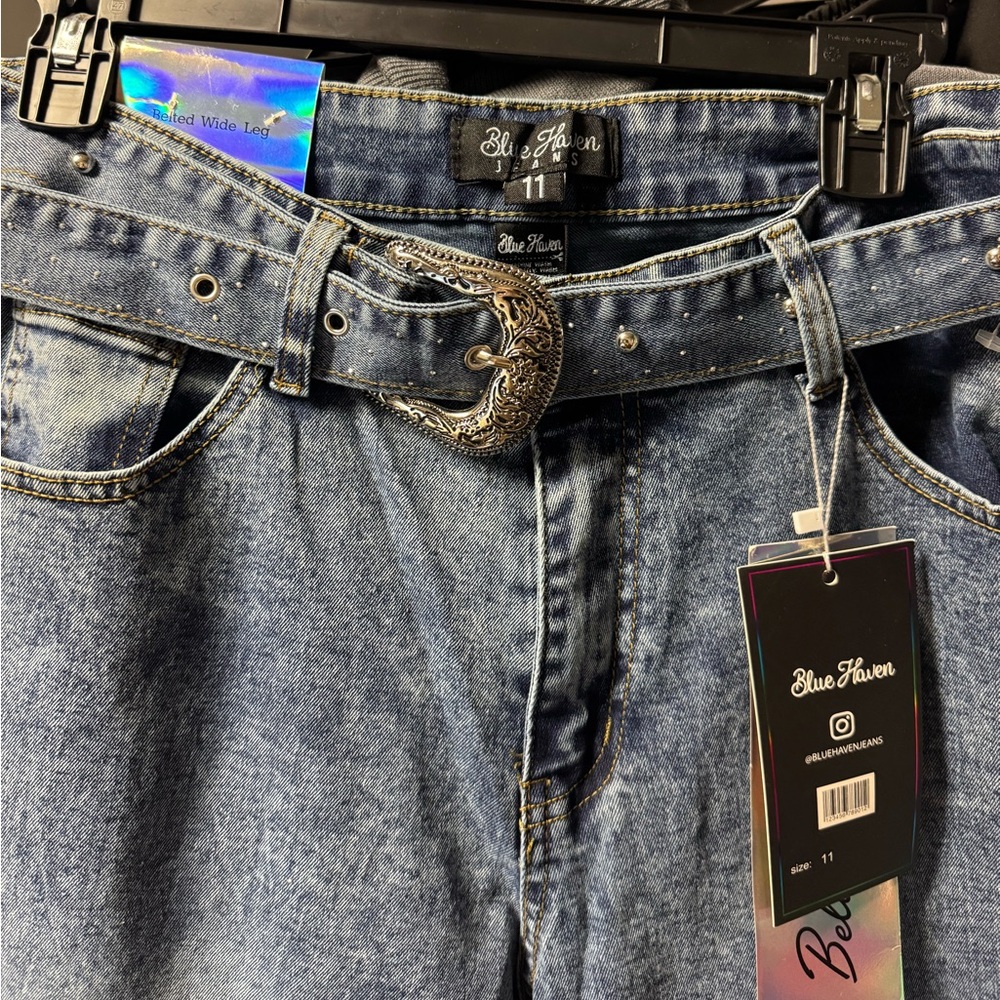 Blue Haven Bela light-wash straight-leg jeans with a studded belt.  NWT - Picture 3 of 3